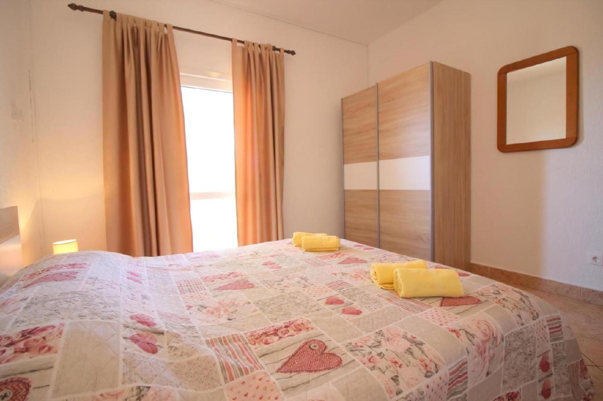 Livija 2 Mit Pool In Strandnaehe Apartmán Porec